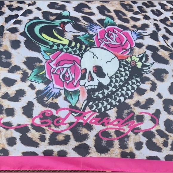 Ed Hardy Leopard Print Umbrella with Pink Accents NWT - Picture 5 of 6